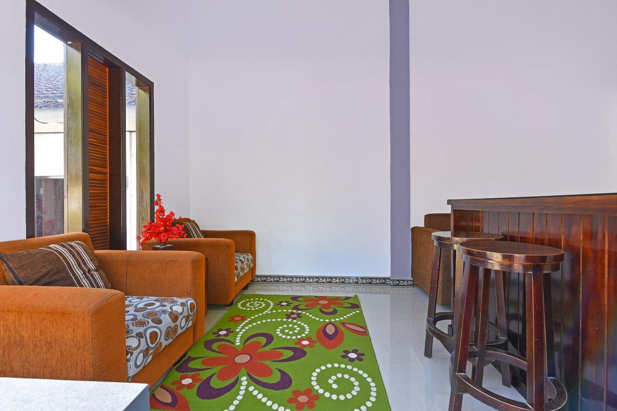 Oyo 91192 Homestay Antara Gilimanuk Exterior photo