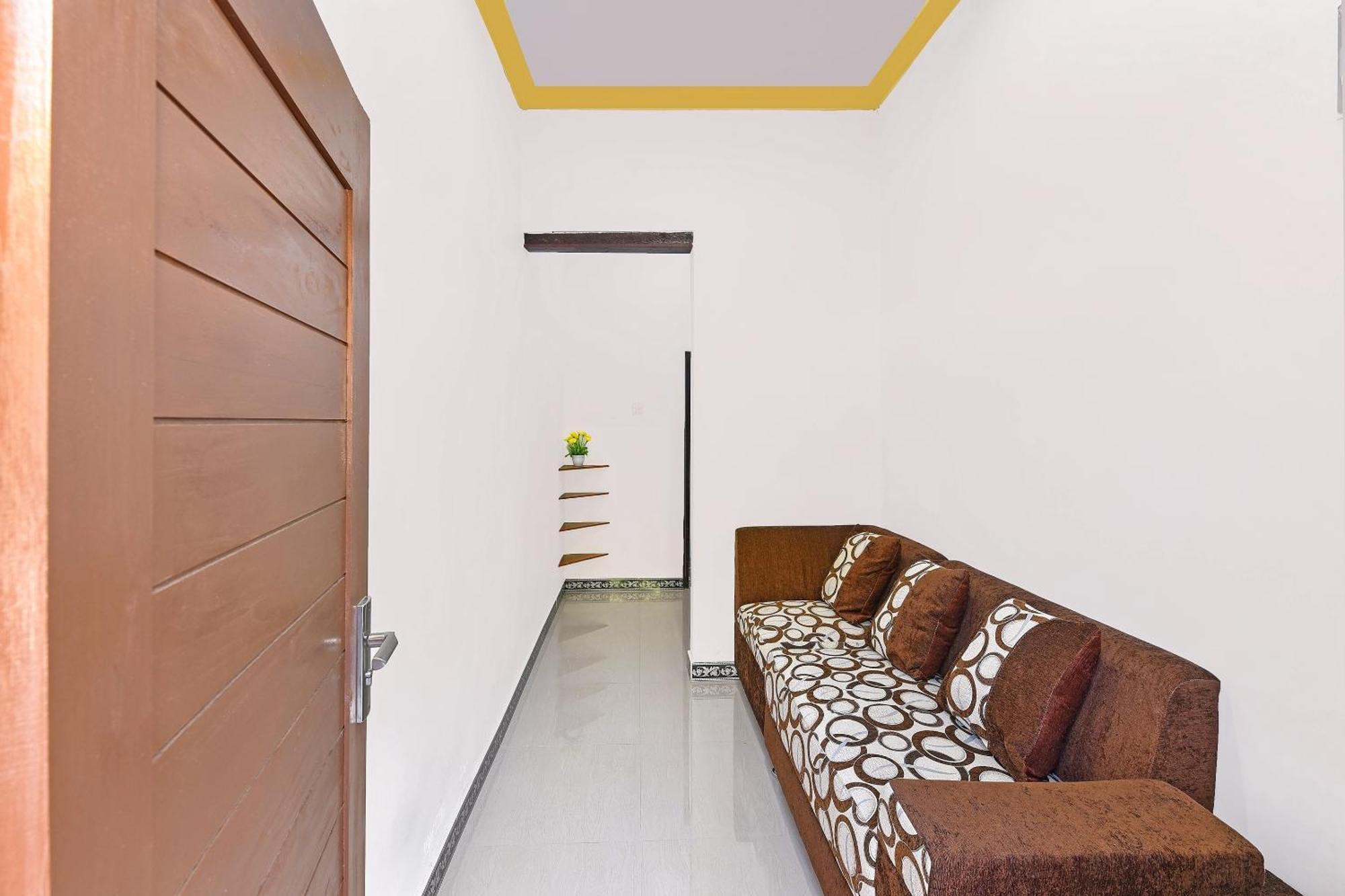 Oyo 91192 Homestay Antara Gilimanuk Exterior photo