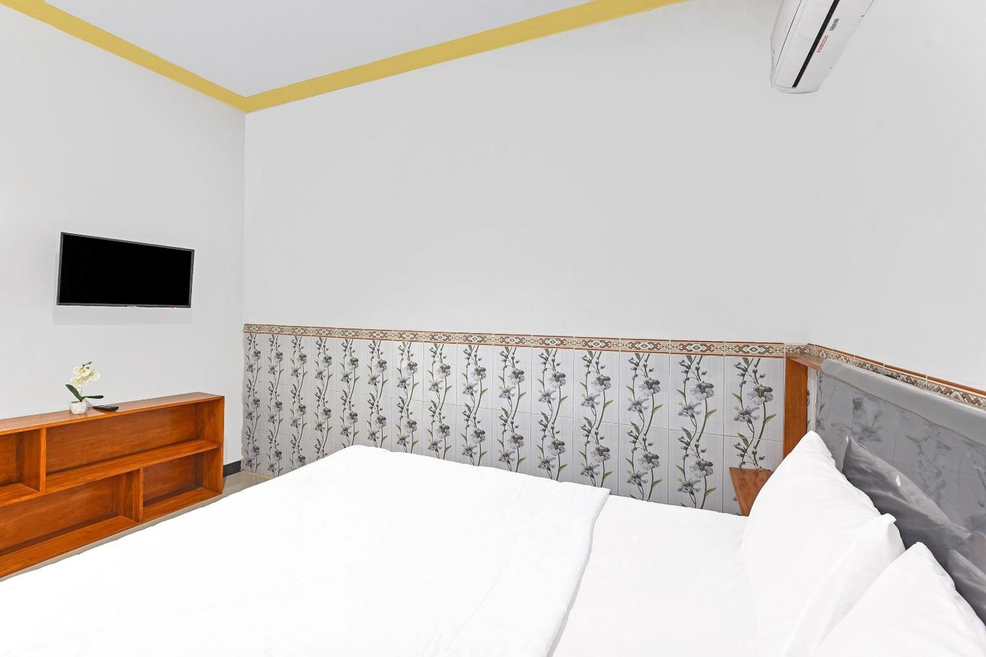 Oyo 91192 Homestay Antara Gilimanuk Exterior photo