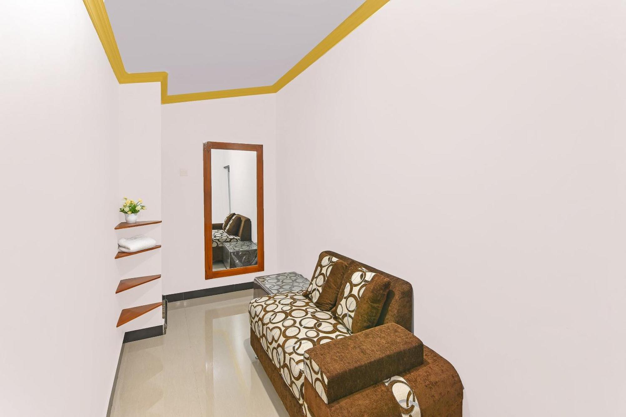 Oyo 91192 Homestay Antara Gilimanuk Exterior photo