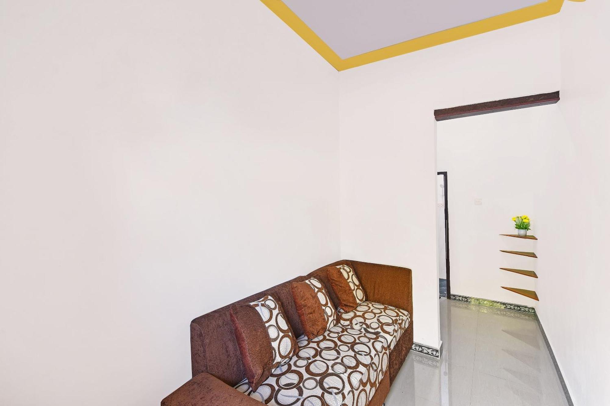 Oyo 91192 Homestay Antara Gilimanuk Exterior photo